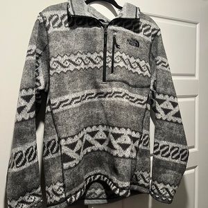 The North Face Pullover